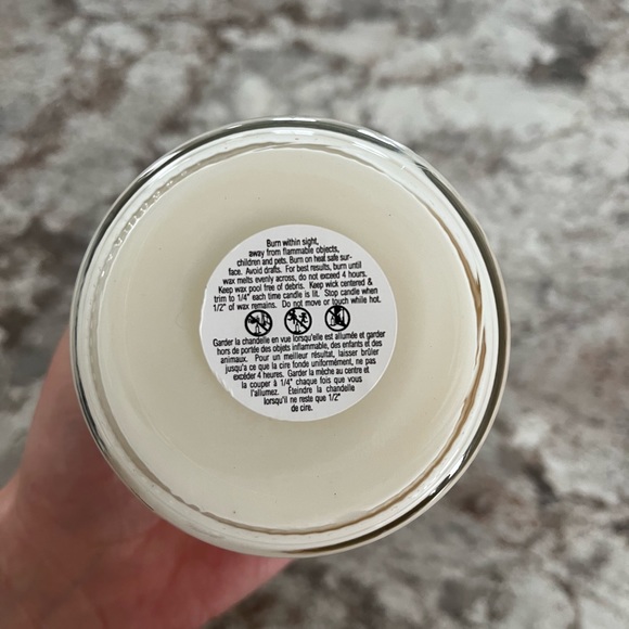 New! Land of Daughters Candle - Picture 3 of 6